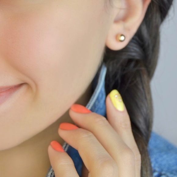 Stud Bead Ball 5mm Earrings 18k Gold Plated Luxury Jewelry - Picture 1 of 12